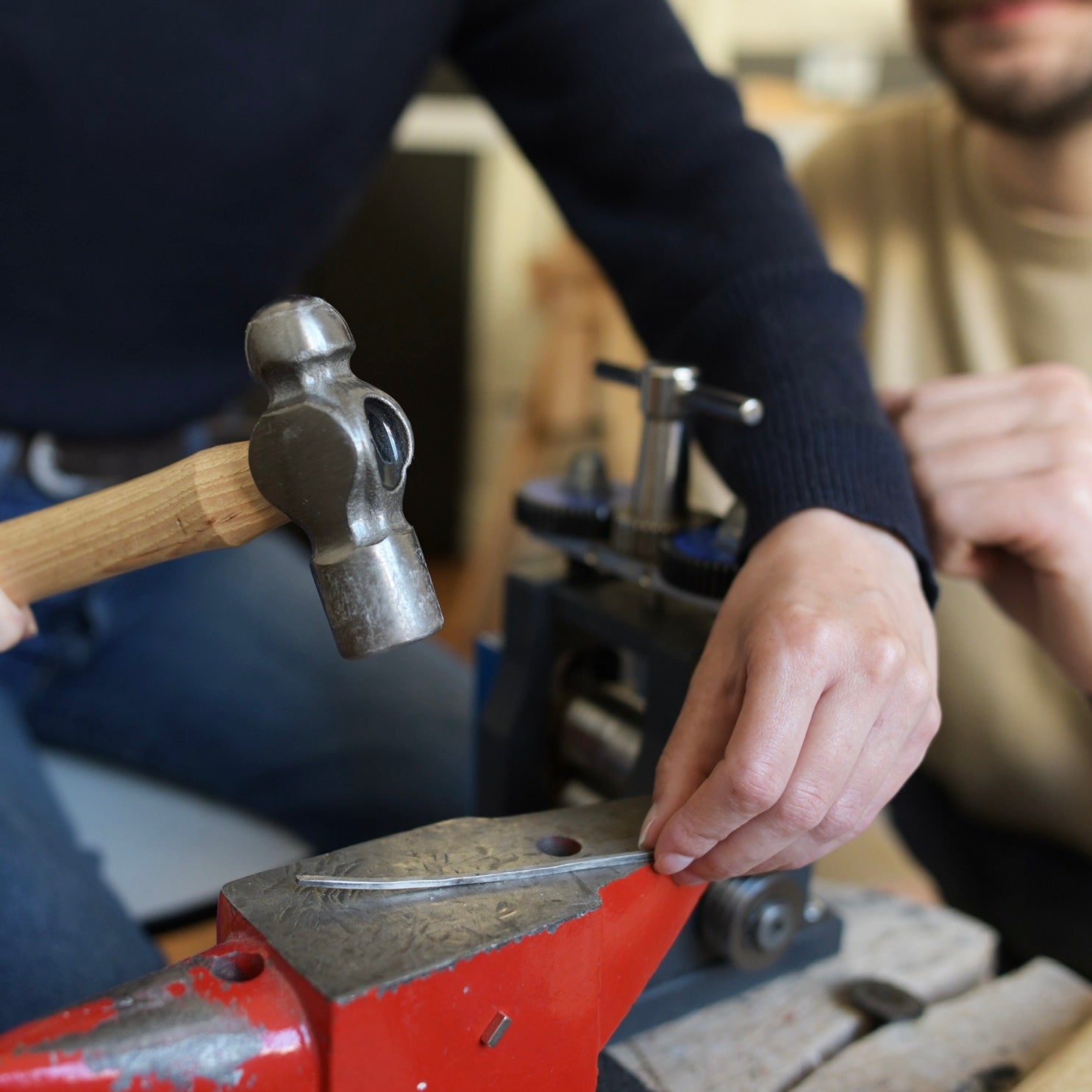 Marteler, texturer, créer votre propre bague 